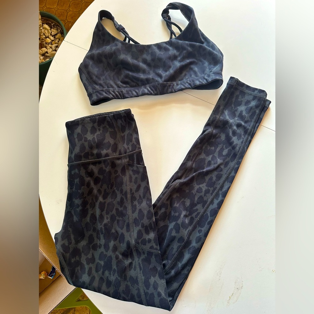 Black leopard Victoria Secret workout outfit